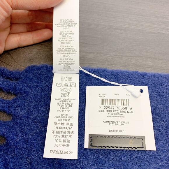 Coach CU815 Muffler With Rubber Patch IN Navy - Picture 4 of 6